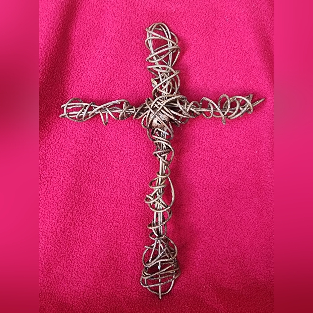Rustic Wire Cross 9 inch tall